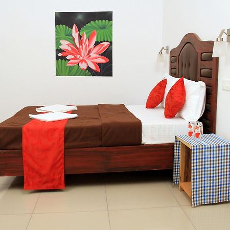 Periyar Woods Bed & Breakfast Текади Екстериор снимка